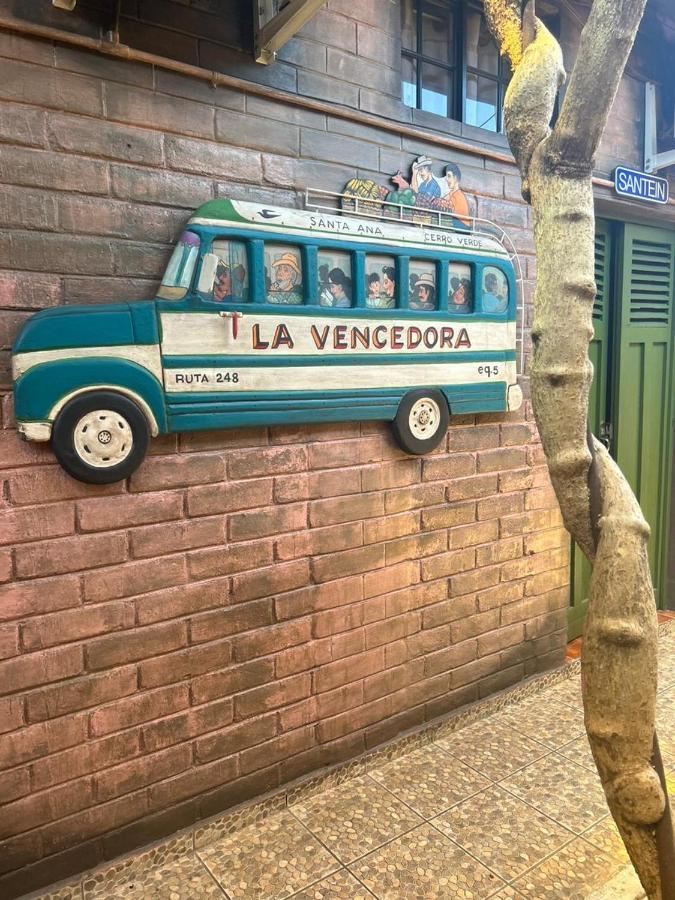 Velvet Hostal La Novena Santa Ana Luaran gambar
